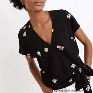 Madewell Sash-Tie Wrap Top in Lazy Daisies